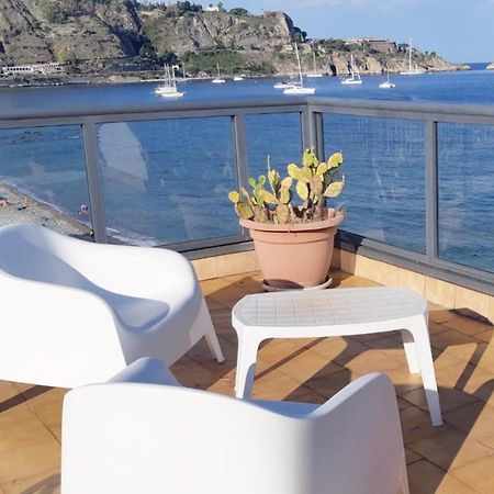 Il Cantone Del Faro Giardini Naxos Exterior foto